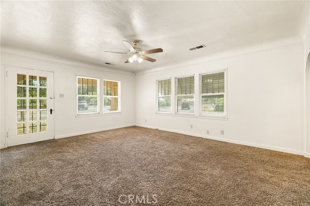 148 W 8th Avenue, Chico CA: https://media.crmls.org/medias/ef352730-34e5-404d-befd-10fbfe8b23e8.jpg