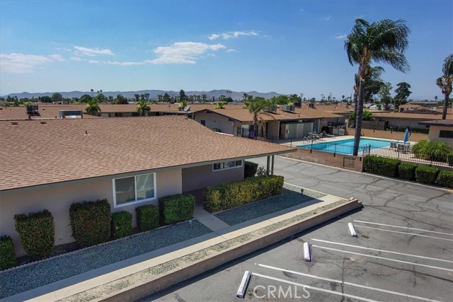 615 S Palm Avenue, Hemet CA: https://media.crmls.org/medias/ef35fbdc-8bfc-4ebf-a92f-9540ac31336c.jpg