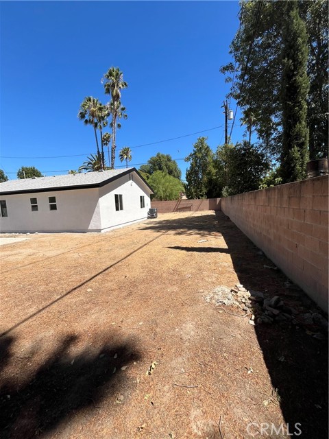 17358 Lemac, Northridge CA: https://media.crmls.org/medias/ef361609-23f7-4b6a-bb02-510981264c7e.jpg