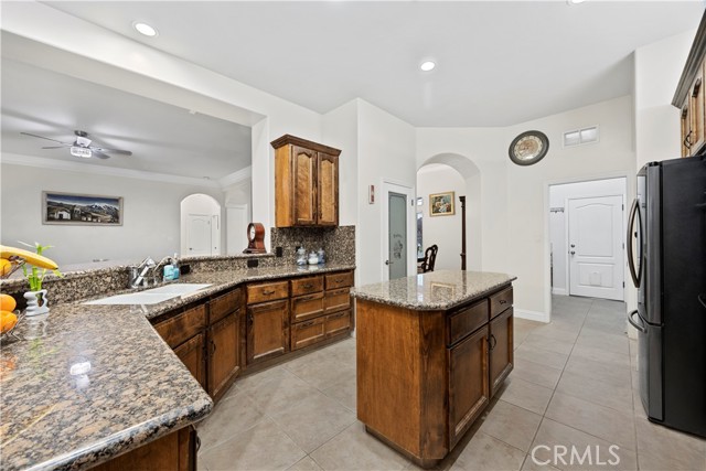 Detail Gallery Image 22 of 33 For 9905 Lightner Way, Bakersfield,  CA 93311 - 3 Beds | 2/1 Baths
