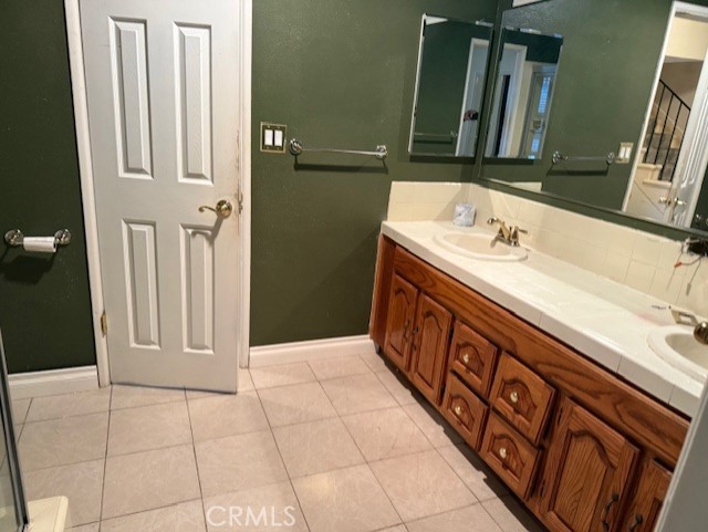 20828 Blythe Street, Winnetka CA: https://media.crmls.org/medias/ef371dbd-bb98-4596-ac6d-b0355a707465.jpg