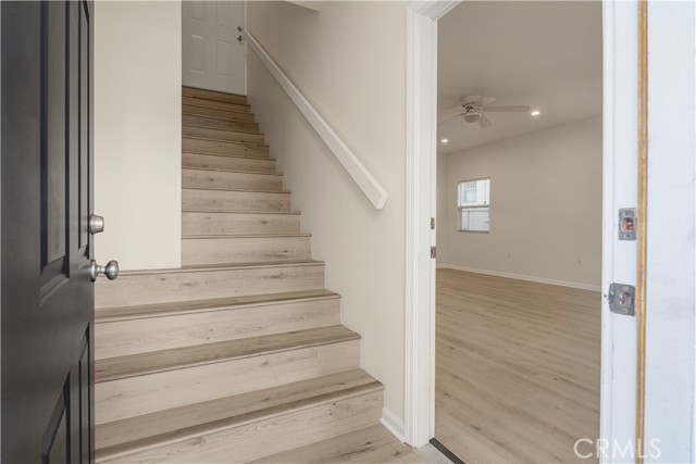 1273 S Sycamore Avenue, Los Angeles CA: https://media.crmls.org/medias/ef376786-75c7-416b-a4e0-4063253e223c.jpg