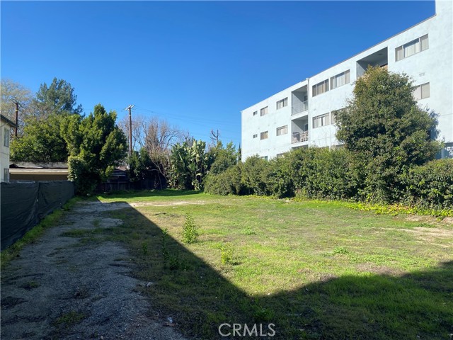 4615 Fulton Avenue, Sherman Oaks CA: https://media.crmls.org/medias/ef37c095-2b34-4673-8c03-e8f8178282b9.jpg