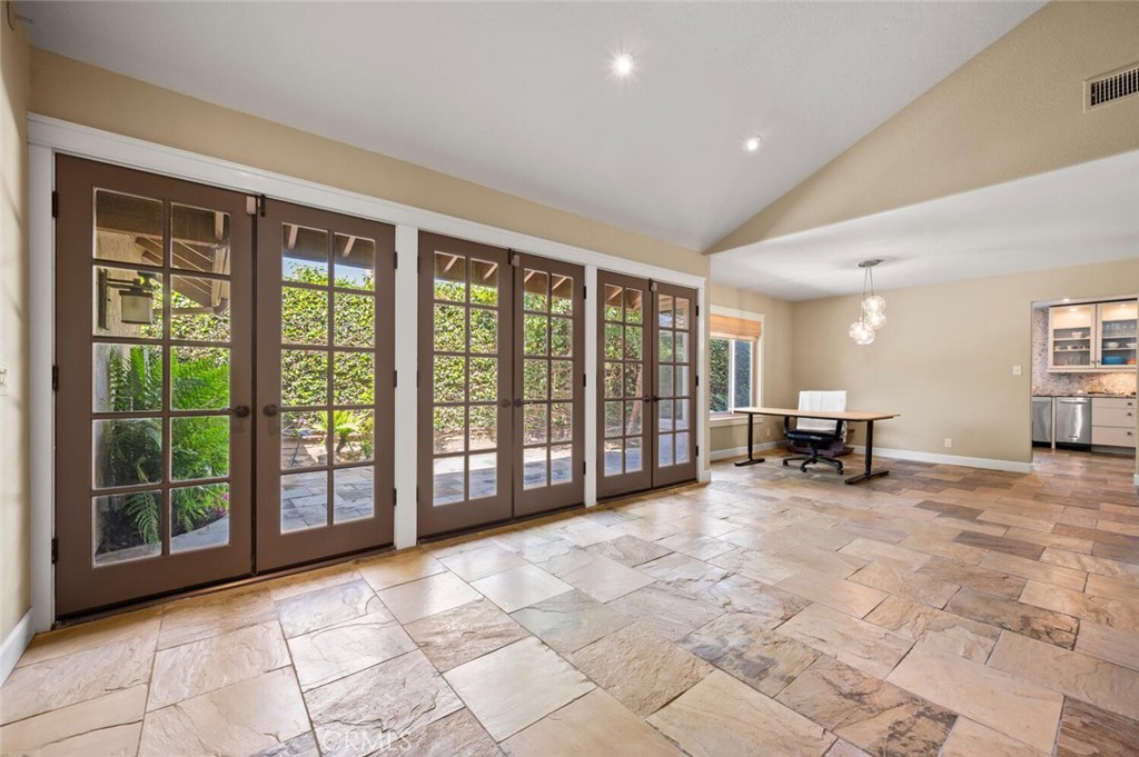 MLS #SW25112620 image #12