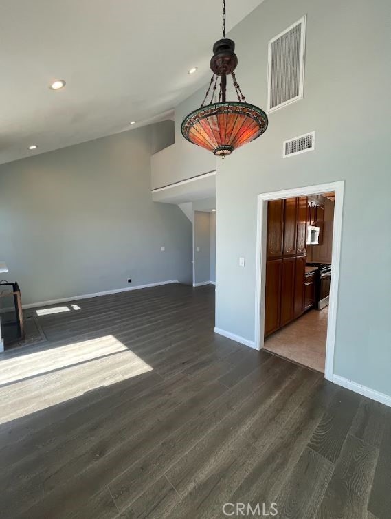 Detail Gallery Image 8 of 31 For 330 Cordova #378,  Pasadena,  CA 91101 - 2 Beds | 2/1 Baths