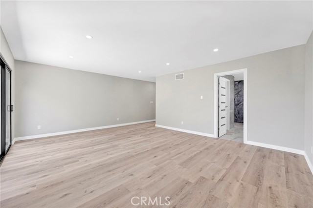 20101 Greenbriar Drive, Tarzana CA: https://media.crmls.org/medias/ef38b932-2a3e-4a20-8884-8f5edfd24285.jpg