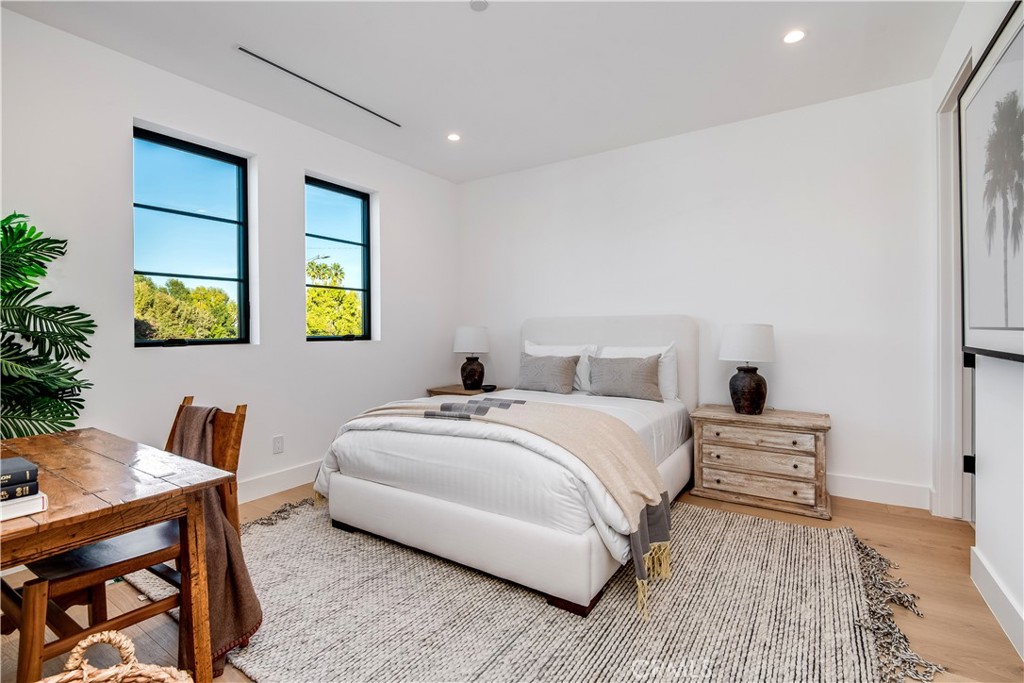 13602 Morrison StreetSherman Oaks img 22