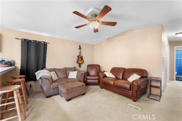 Detail Gallery Image 8 of 58 For 5900 Colorado River Rd #18,  Blythe,  CA 92225 - 3 Beds | 2 Baths