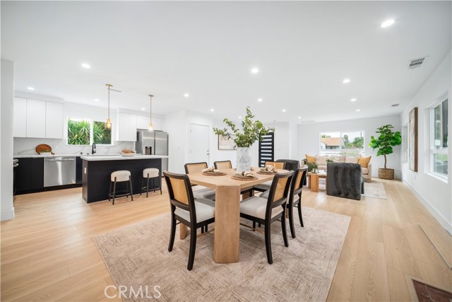 Detail Gallery Image 14 of 57 For 19918 Kittridge, Winnetka,  CA 91306 - 8 Beds | 6 Baths