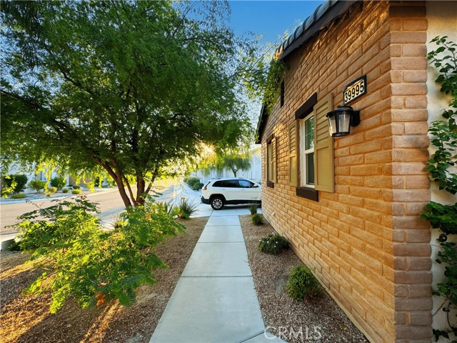 Detail Gallery Image 3 of 44 For 39995 Alba Way, Palm Desert,  CA 92211 - 3 Beds | 3/1 Baths