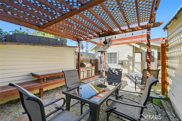 610 Carnelian, Redondo Beach, California 90277, ,Residential Income,For Sale,Carnelian,SB26077419