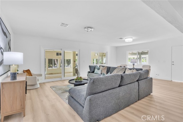 Detail Gallery Image 23 of 52 For 4754 Norelle St, Los Angeles,  CA 90032 - 5 Beds | 3 Baths