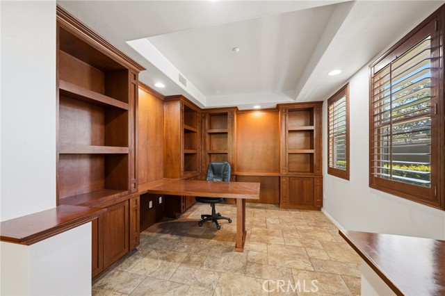 Detail Gallery Image 7 of 42 For 12422 Benton Dr #2,  Rancho Cucamonga,  CA 91739 - 2 Beds | 2 Baths