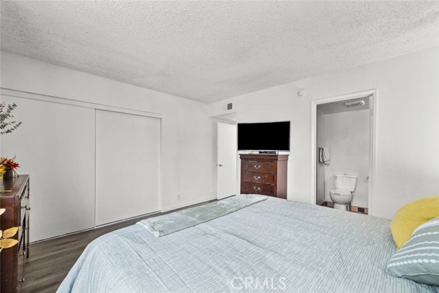 Detail Gallery Image 4 of 34 For 8801 Willis Ave #34,  Panorama City,  CA 91402 - 2 Beds | 2 Baths