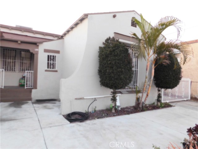 1319 Downey Road, Los Angeles, California 90023, 3 Bedrooms Bedrooms, ,2 BathroomsBathrooms,Single Family Residence,For Sale,Downey,PW25013791