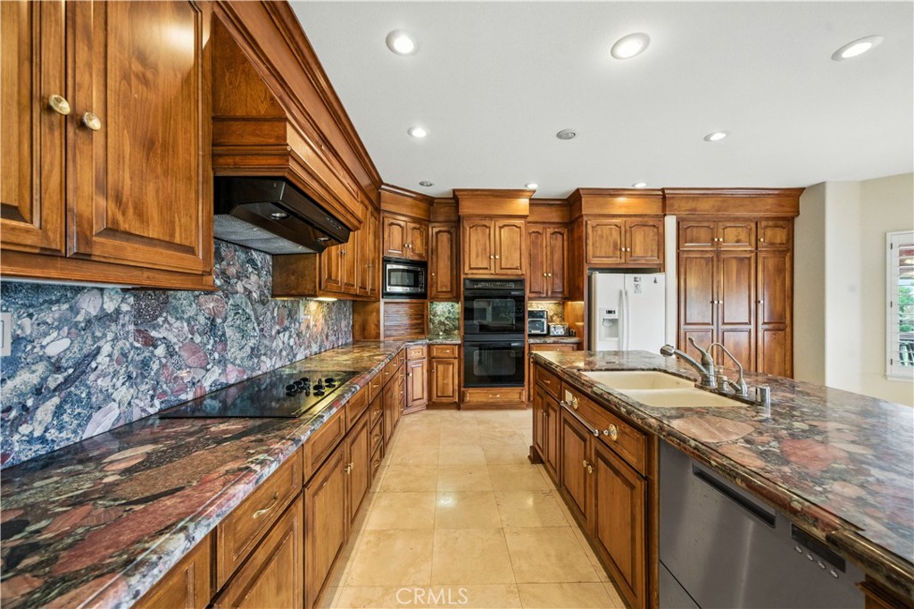 MLS #IG25162198 img 25