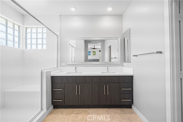 Detail Gallery Image 33 of 67 For 814 Beacon, Irvine,  CA 92618 - 3 Beds | 2/1 Baths