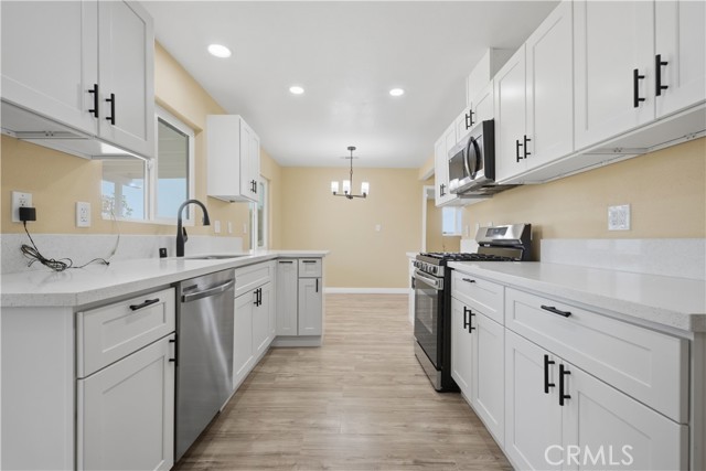 Detail Gallery Image 12 of 26 For 16657 Foothill Ave, Edwards,  CA 93523 - 4 Beds | 2 Baths