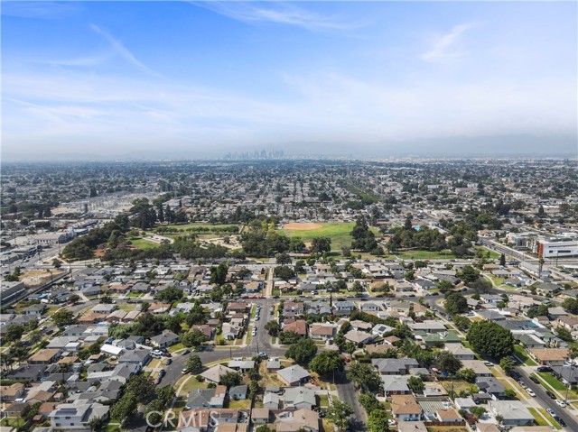 Detail Gallery Image 13 of 17 For 10443 E Zamora Ave, Los Angeles,  CA 90002 - 3 Beds | 1 Baths