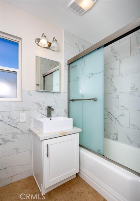 Detail Gallery Image 14 of 16 For 1720 Sweetbrier, Palmdale,  CA 93550 - 4 Beds | 2 Baths