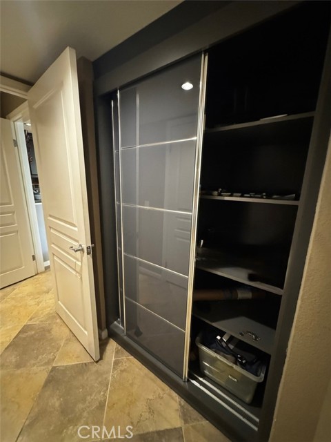 Detail Gallery Image 14 of 36 For 7320 Hawthorn #106 Ave #106,  Los Angeles,  CA 90046 - 2 Beds | 2 Baths