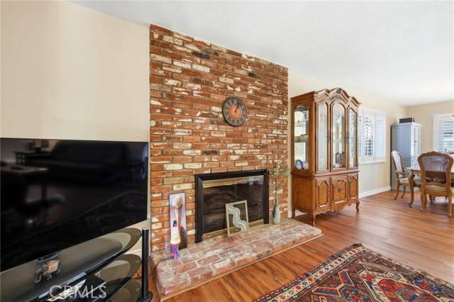 Detail Gallery Image 16 of 49 For 105 Harvard Ln, Seal Beach,  CA 90740 - 5 Beds | 2 Baths