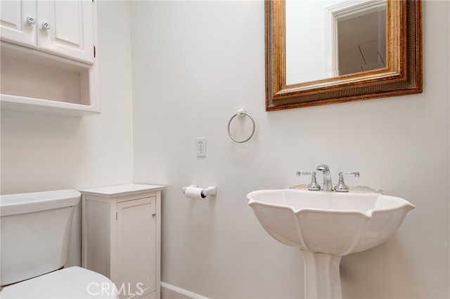 Detail Gallery Image 20 of 43 For 5309 River Ave, Newport Beach,  CA 92663 - 3 Beds | 2/1 Baths
