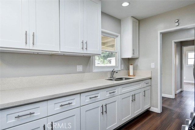 538 S Raitt Street, Santa Ana CA: https://media.crmls.org/medias/ef44175b-b8b9-4bd7-a666-950eb2ca58cd.jpg
