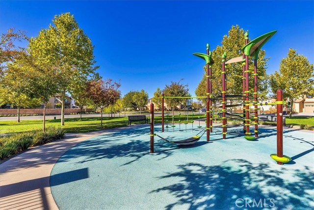 Detail Gallery Image 32 of 42 For 41457 Winterberry St, Murrieta,  CA 92562 - 4 Beds | 2/1 Baths