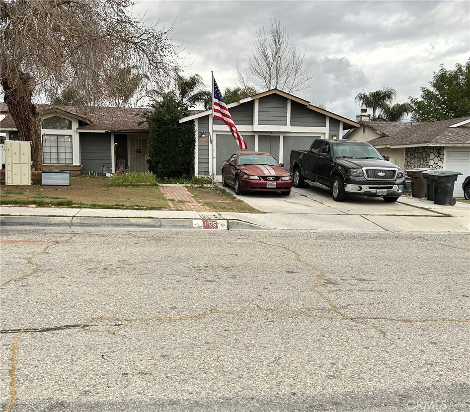 1125 Stella Court, Colton, CA 92324