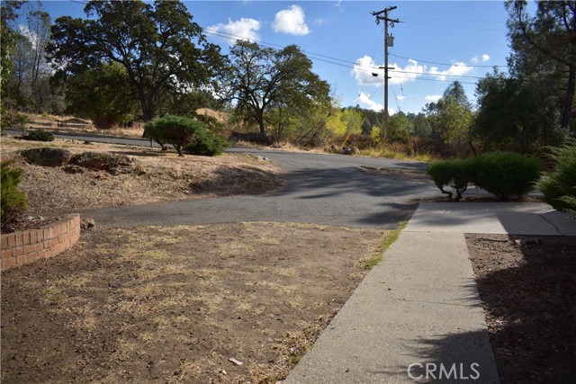 Detail Gallery Image 10 of 68 For 39 Oakcrest Dr, Oroville,  CA 95966 - 3 Beds | 3 Baths