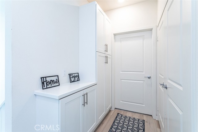 3580 E Peckham Paseo, Ontario CA: https://media.crmls.org/medias/ef45a9d7-6bea-45de-bd6b-b4657a499b77.jpg