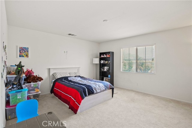 3223 W Avenue J7, Lancaster CA: https://media.crmls.org/medias/ef4622aa-9ad7-4810-b6f2-429de094b810.jpg