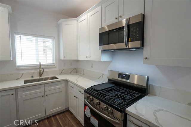 Detail Gallery Image 16 of 31 For 10304 Primrose Ave, Hesperia,  CA 92345 - 3 Beds | 2 Baths