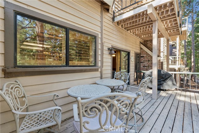 27496 White Fir Drive, Lake Arrowhead, CA 92352