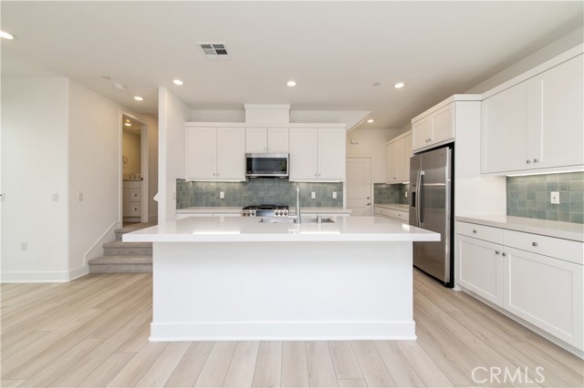 474 Lobata, Irvine CA: https://media.crmls.org/medias/ef47e6d6-ac46-4e88-a381-a6519cb948b3.jpg