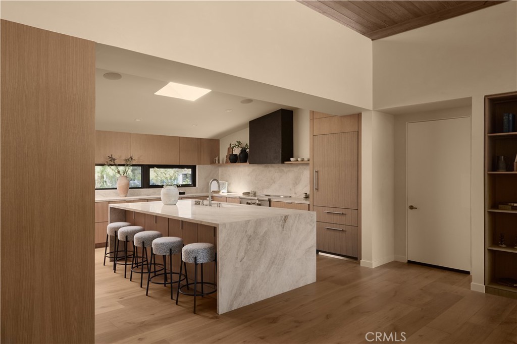 MLS #TR25277863 image #8