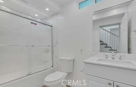 3728 Berry Drive, Studio City CA: https://media.crmls.org/medias/ef485b88-441c-4181-89ba-9e1c6b8f1aec.jpg