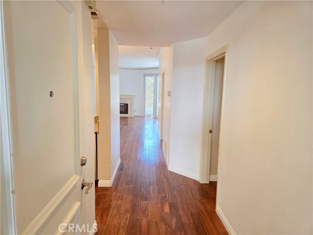 Detail Gallery Image 4 of 47 For 2233 Martin #217,  Irvine,  CA 92612 - 2 Beds | 2 Baths