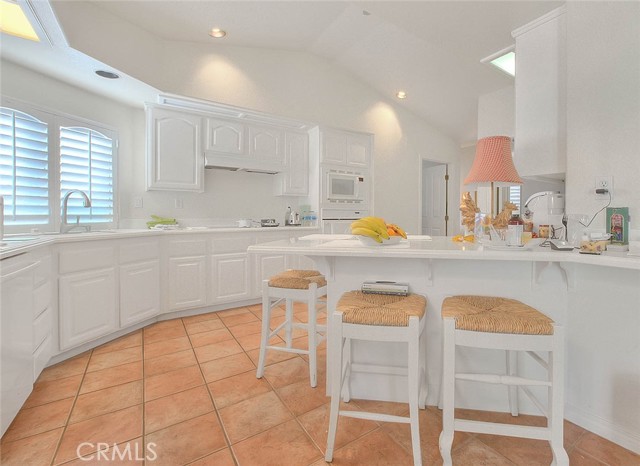 Detail Gallery Image 17 of 49 For 23140 Western Crest Dr, Lake Mathews,  CA 92570 - 4 Beds | 3/1 Baths