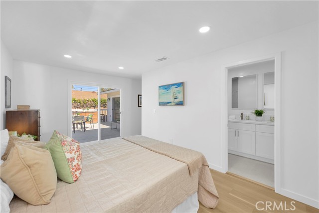 8381 E Blithedale Street, Long Beach CA: https://media.crmls.org/medias/ef49a38c-59e0-4e10-9f69-f17084306fe4.jpg