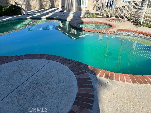 Detail Gallery Image 4 of 19 For 21622 Bermuda St, Chatsworth,  CA 91311 - 1 Beds | 1 Baths