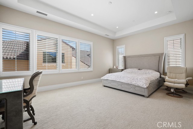 Detail Gallery Image 30 of 48 For 149 Roscomare, Irvine,  CA 92602 - 4 Beds | 4/1 Baths