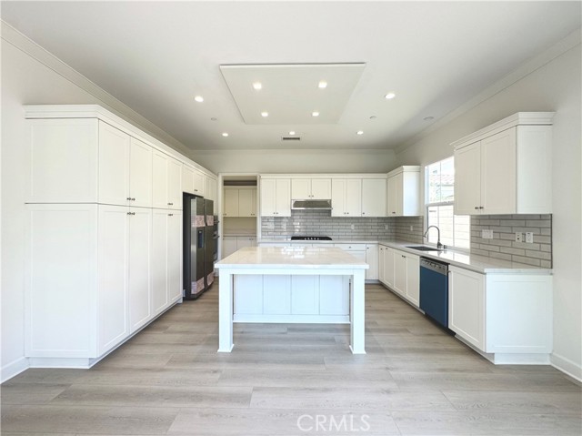 128 Hargrove, Irvine CA: https://media.crmls.org/medias/ef4a5841-0c4c-42bb-9725-e1f68a7c6f7d.jpg
