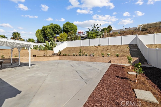 Detail Gallery Image 16 of 22 For 25831 Tree Top Rd, Laguna Hills,  CA 92653 - 3 Beds | 2 Baths