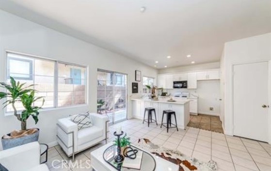 Detail Gallery Image 3 of 47 For 7413 Western Bay, Buena Park,  CA 90621 - 3 Beds | 2/1 Baths