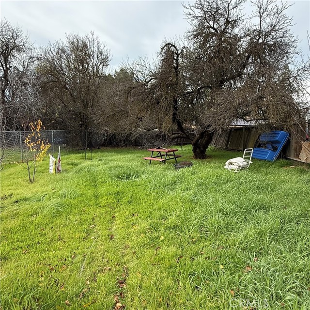 Detail Gallery Image 6 of 7 For 715 Shannon Hill, Paso Robles,  CA 93446 - 3 Beds | 2 Baths