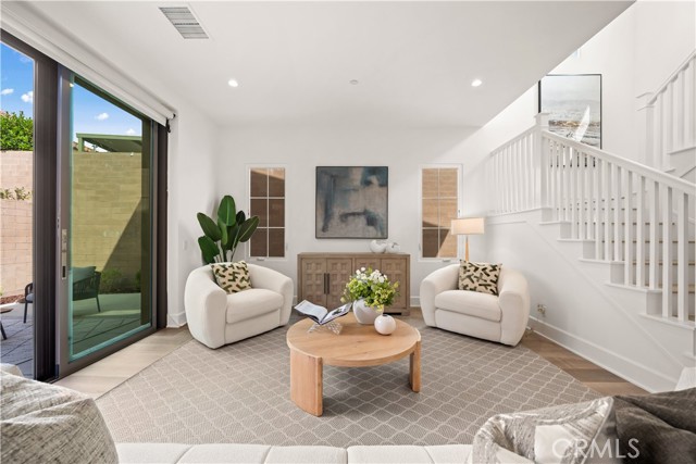 Detail Gallery Image 4 of 75 For 111 Donati, Irvine,  CA 92602 - 4 Beds | 3 Baths