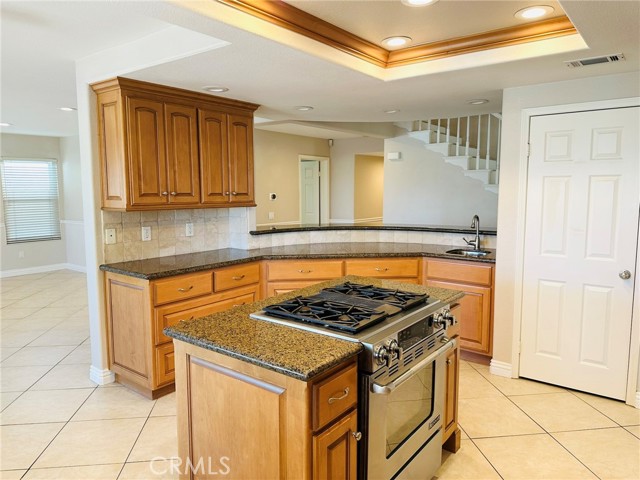 Detail Gallery Image 14 of 55 For 29017 Rosewood Ln, Highland,  CA 92346 - 4 Beds | 3 Baths