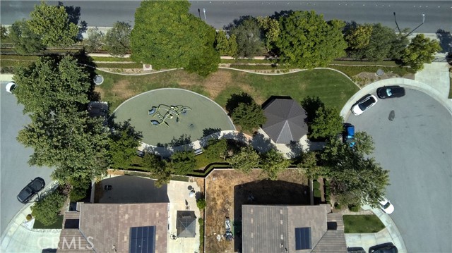 706 Leather Oak Lane, Pomona CA: https://media.crmls.org/medias/ef4f93a9-2374-4d8c-b97b-259567dd1a02.jpg